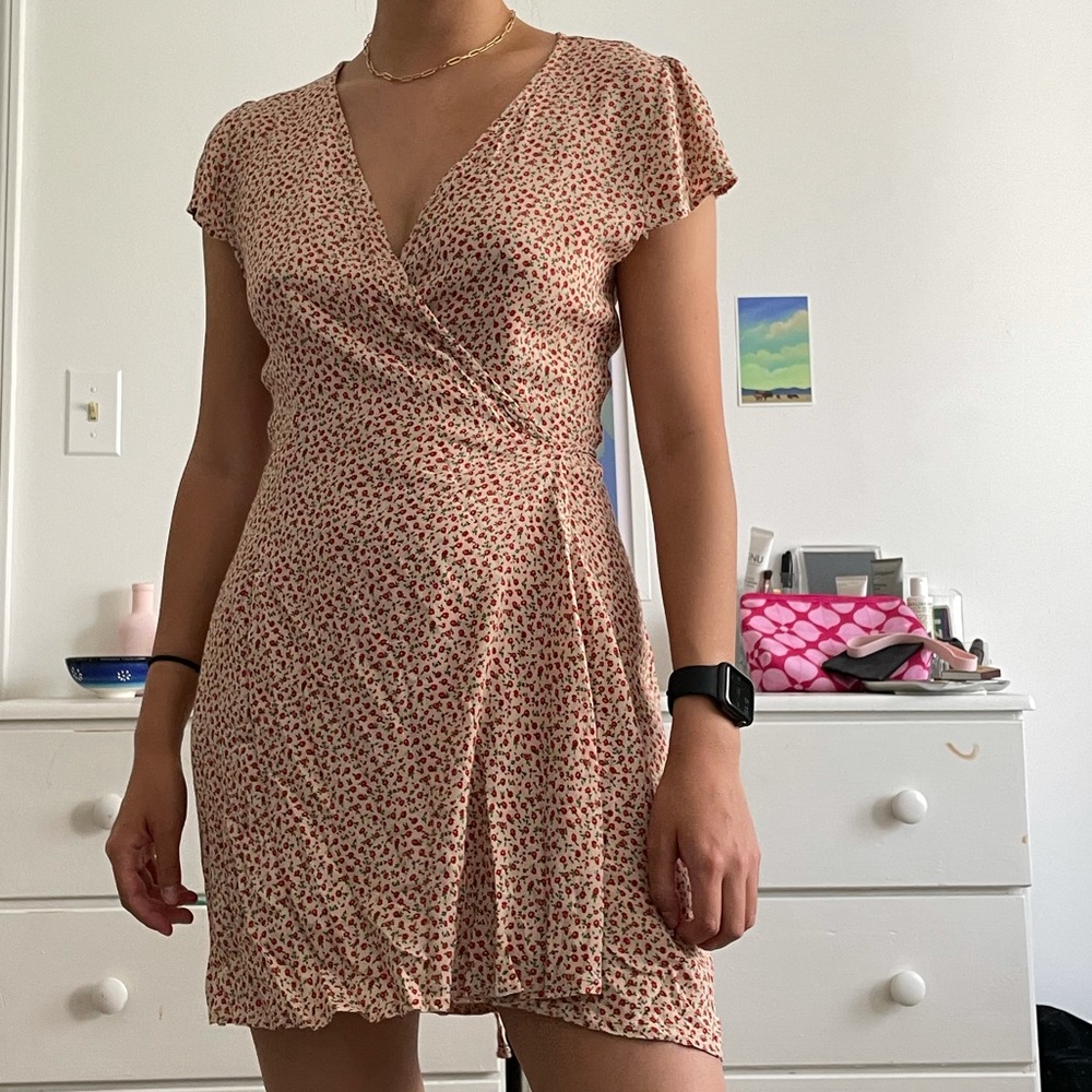 Brandy Melville Yellow Flower Print Wrap Dress